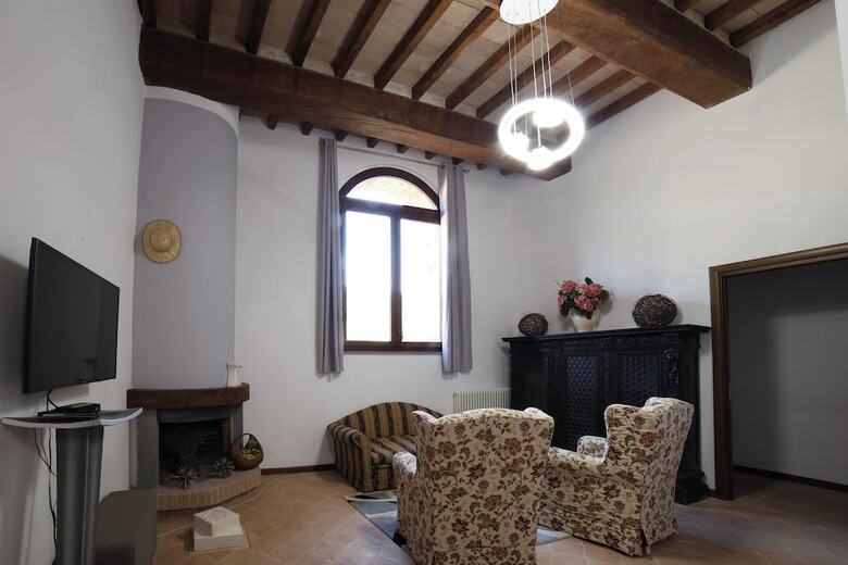 Ht Castello Di Campolongo