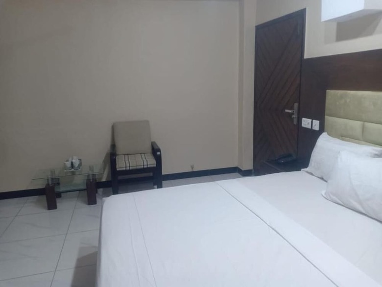 The R Hotels