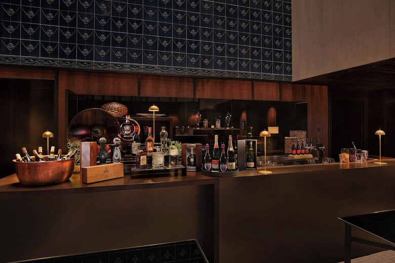 Dorothea Hotel, Budapest, Autograph Collection