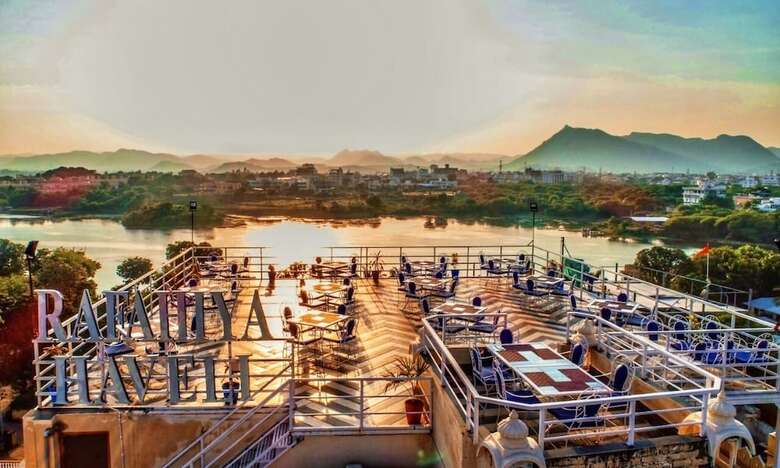 Hotel Pax Rafahiya Haveli Udaipur