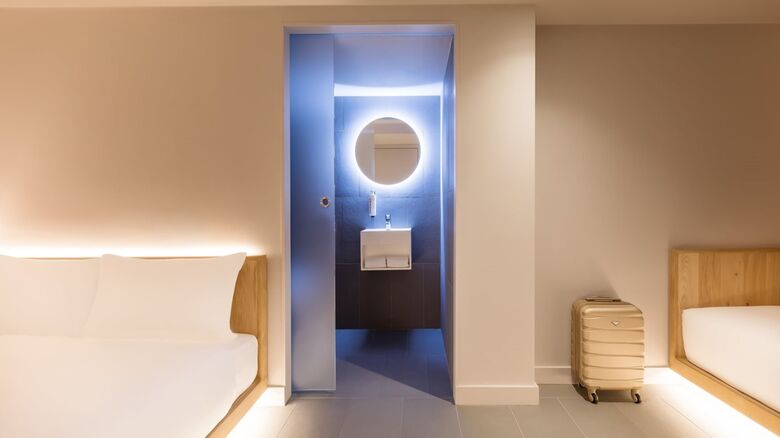 Zedwell Underground Hotel Tottenham Court Road