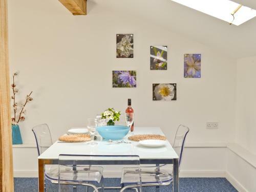 Venns Farm Cart Lodge