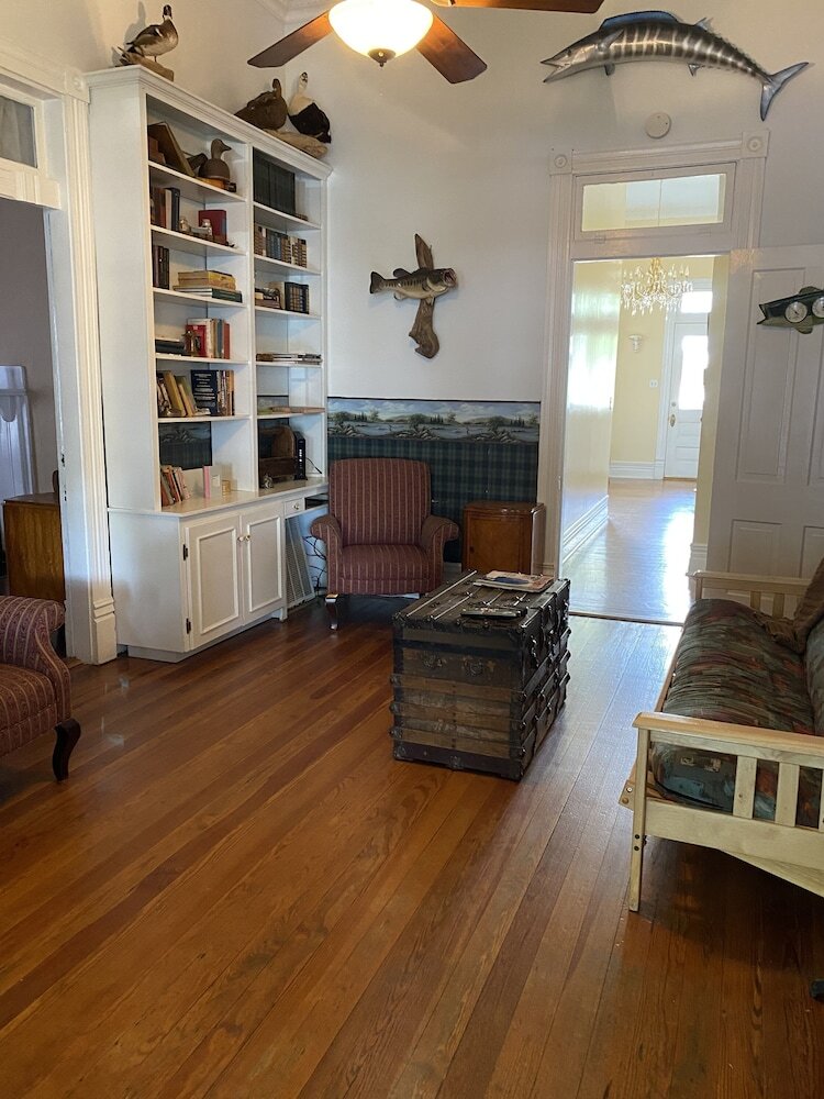 Bed & Breakfast Carriage Lane Inn