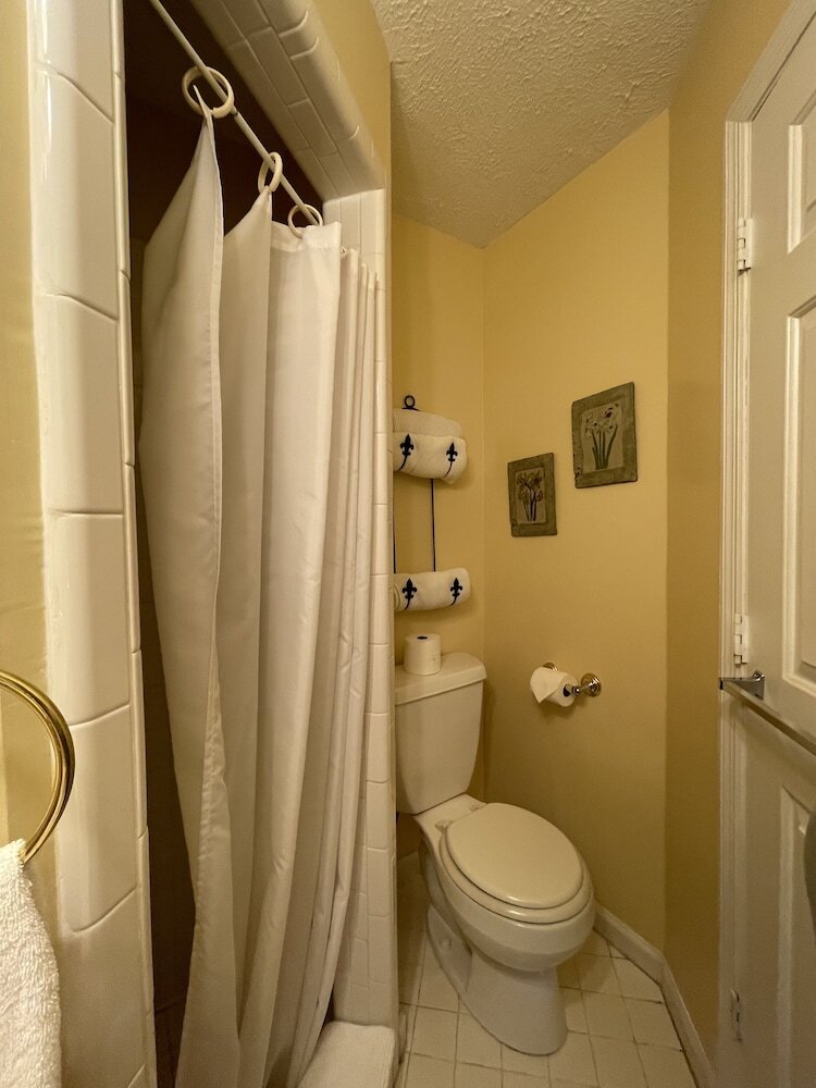 Bed & Breakfast Carriage Lane Inn