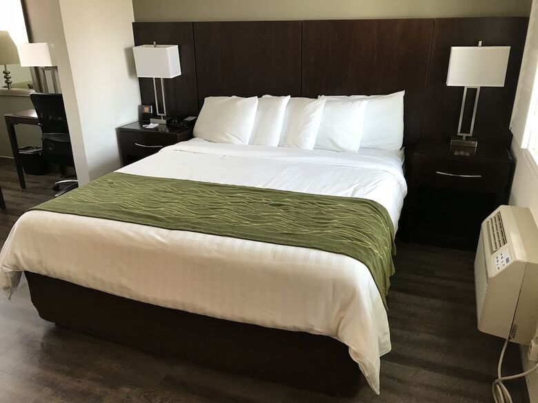 Motel Hi View Inn & Suites