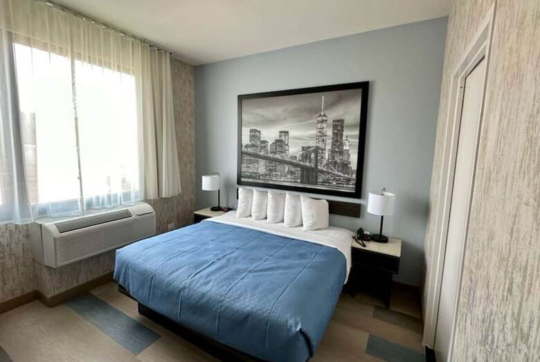 Hotel Super 8 By Wyndham Brooklyn Pennsylvania Ave