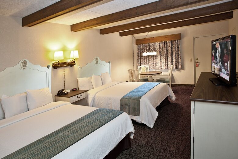 Hotel Helendorf River Inn, Suites & Conference Center