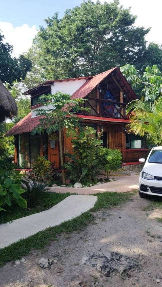 Hotel Cabanas K'iin Y�etel H� Bacalar