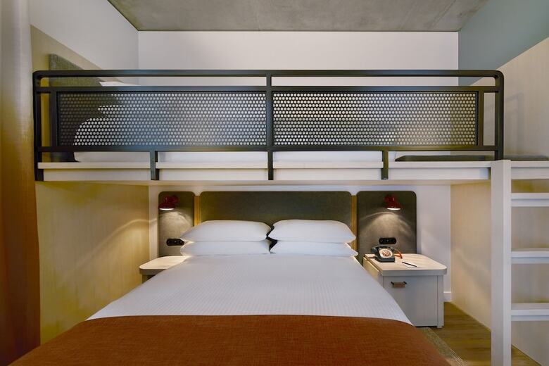 Hotel Moxy Sydney Airport