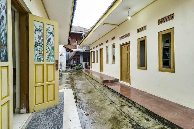Hotel O My Guest House Syariah