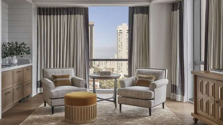 Four Seasons Hotel New Orleans