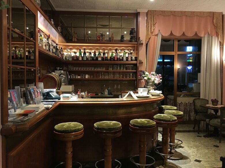 Hotel Eden