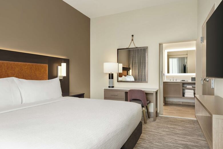 Hotel Embassy Suites By Hilton Round Rock