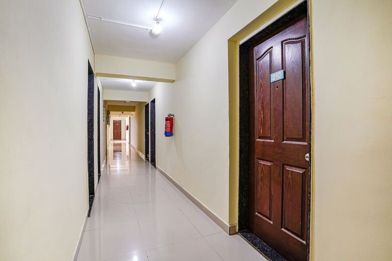 Hotel Fabexpress Samruddhi Park Inn