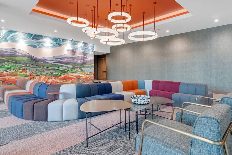 Cambria Hotel Austin Downtown