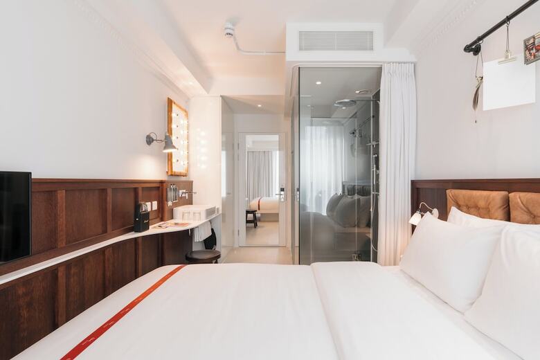 Ruby Stella Hotel London