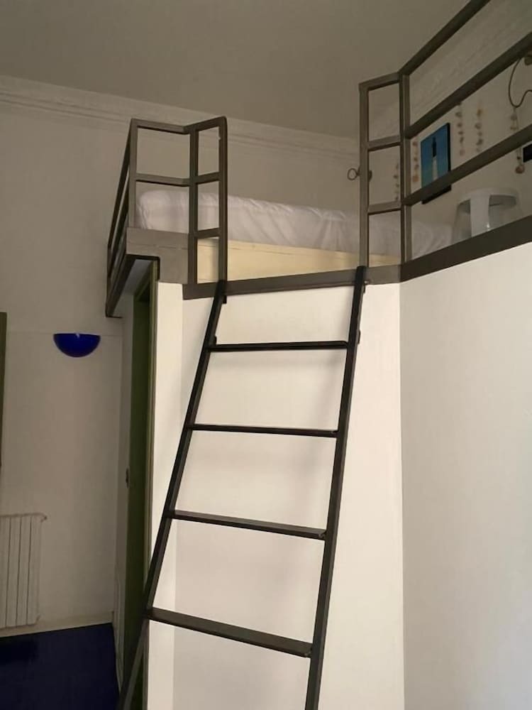Bed & Breakfast Barus House