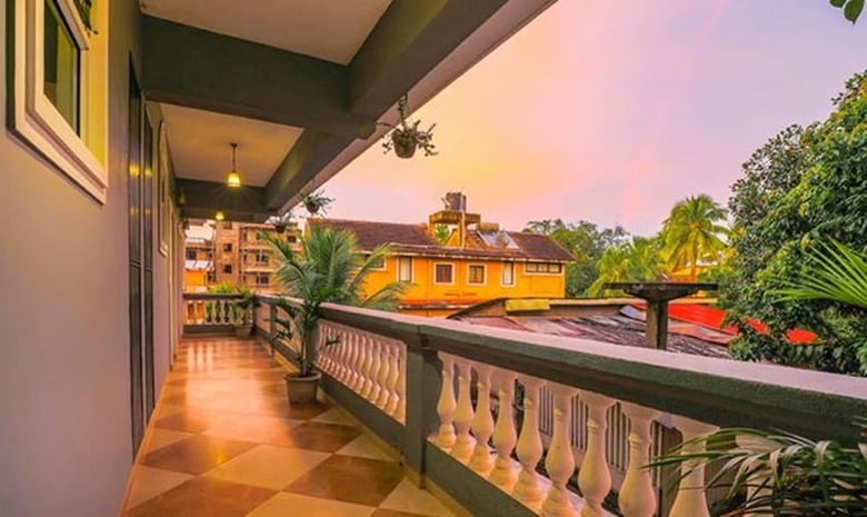 Fabhotel Anna Waddo