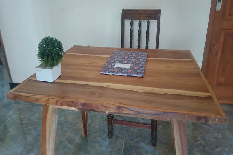 Hotel Oyo 93425 Homestay Anisa