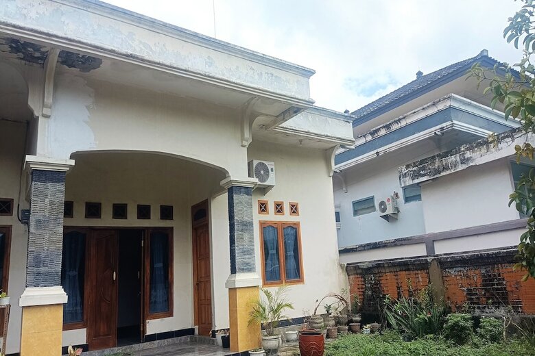 Hotel Oyo 93425 Homestay Anisa