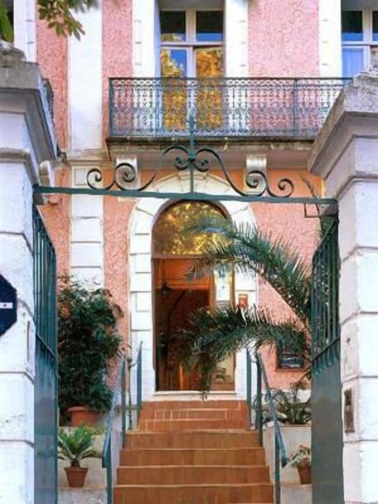 Hotel H�tel Des Arceaux