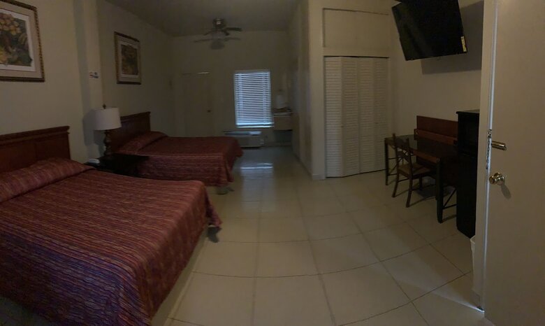Hotel Plaza Riviera