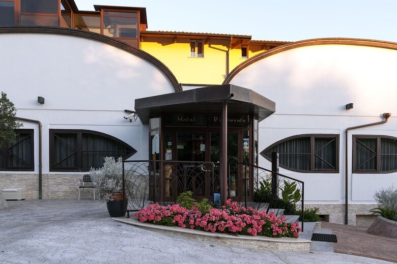 Hotel Casa Ferretti Di Ferretti Village