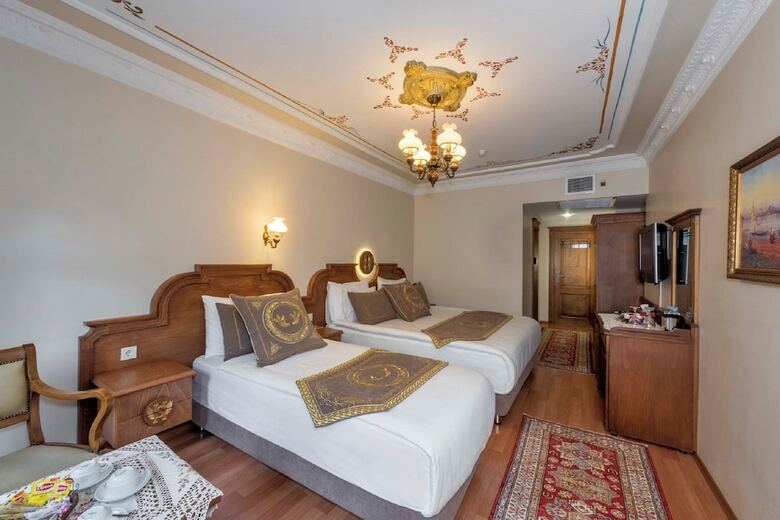 Seven Hills Hotel - Special Class
