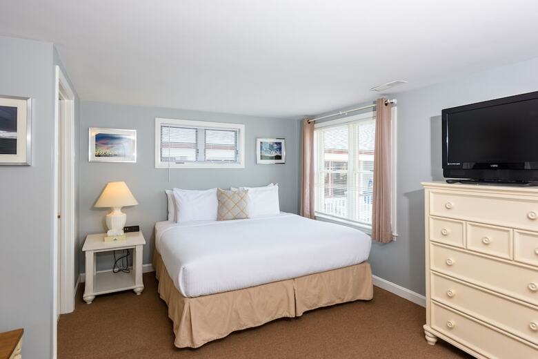 Mv Surfside Hotel