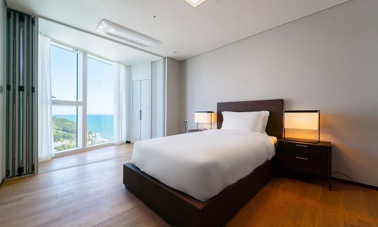 Aparthotel Newcz Lct Residence
