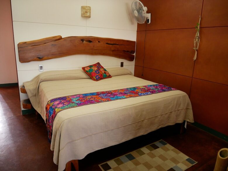 Madre Tierra Hotel & Coworking & Hostal