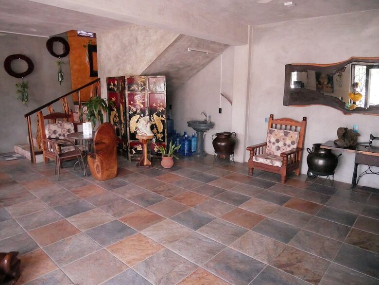 Madre Tierra Hotel & Coworking & Hostal