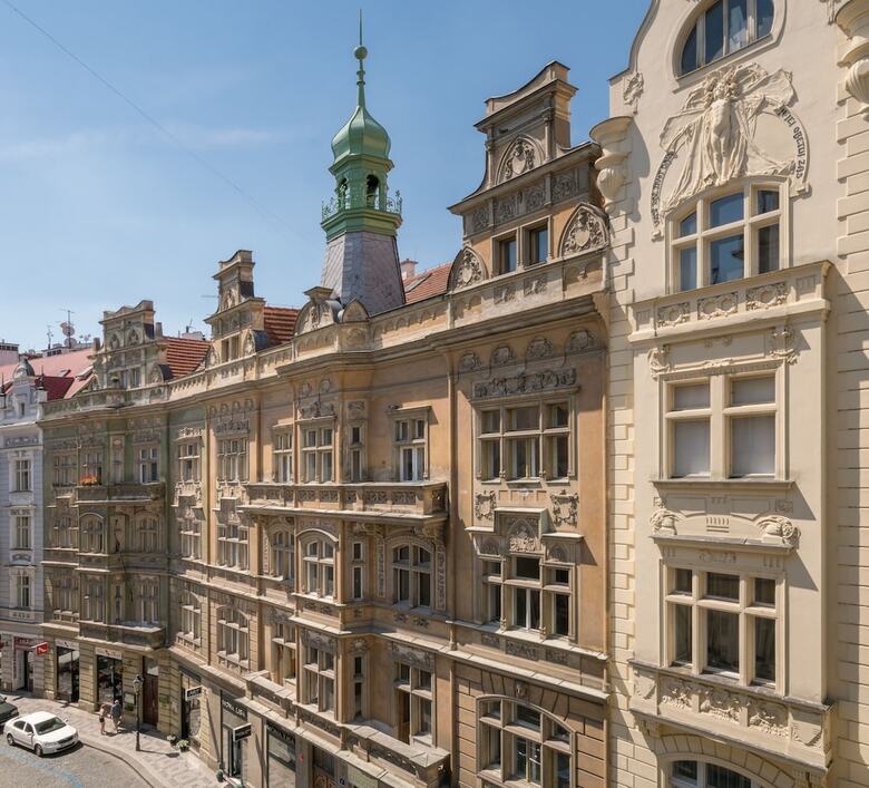 Mordecai Twelve Apartments By Adrez Living