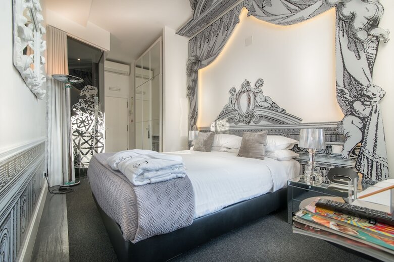 Bed & Breakfast Teatro Boutique Rooms & Suites