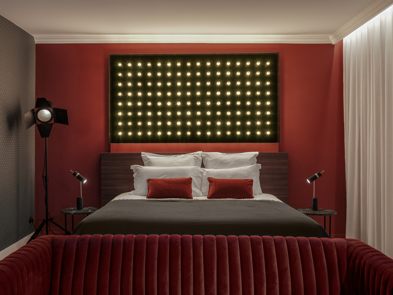 Seven Hotel