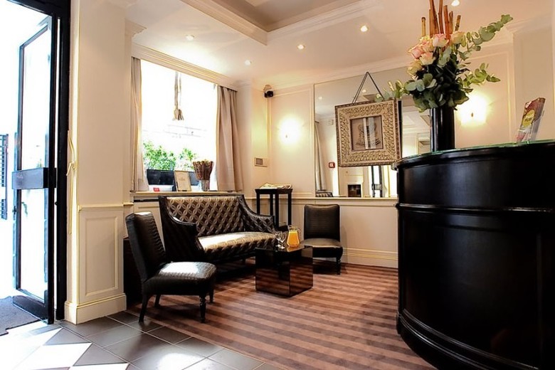 Hotel �toile Trocadero