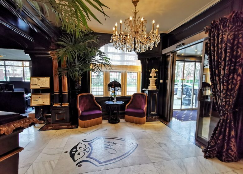 Apollofirst Boutique Hotel