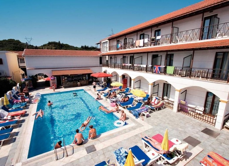 Hotel Lefkimi