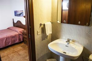 Hotel La Isla Hostal