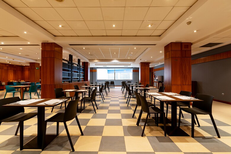 Hotel V�rtice Indalo Almer�a