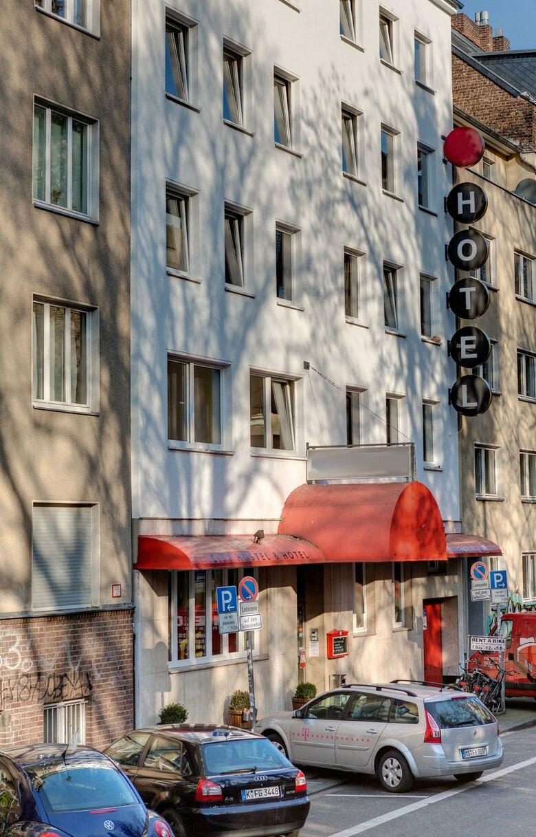 Meininger Hotel K�ln City Center