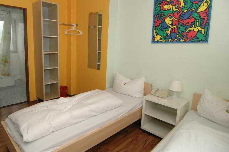 Meininger Hotel K�ln City Center