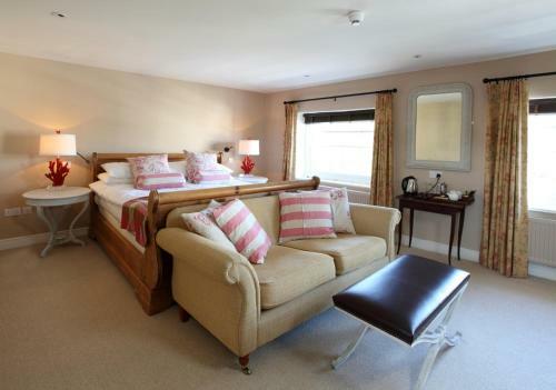 The Crown Hotel