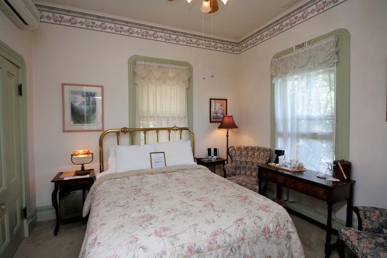 Bed & Breakfast Bradford Place Inn & Gardens