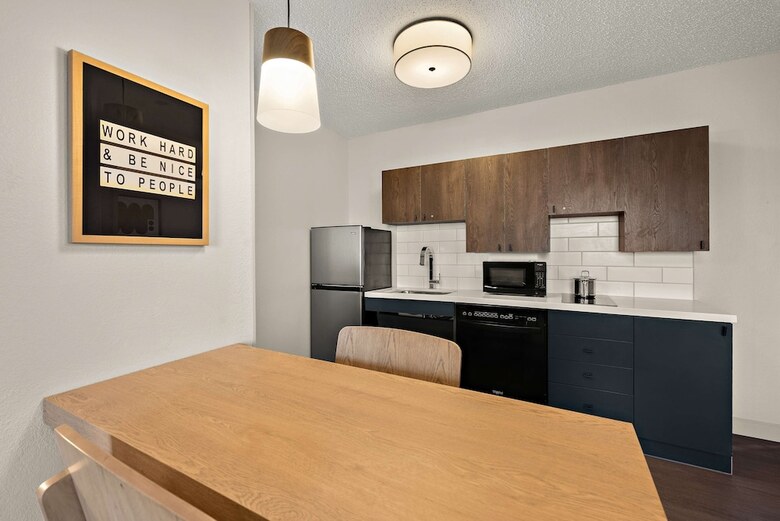 Hotel Sonesta Simply Suites Jersey City