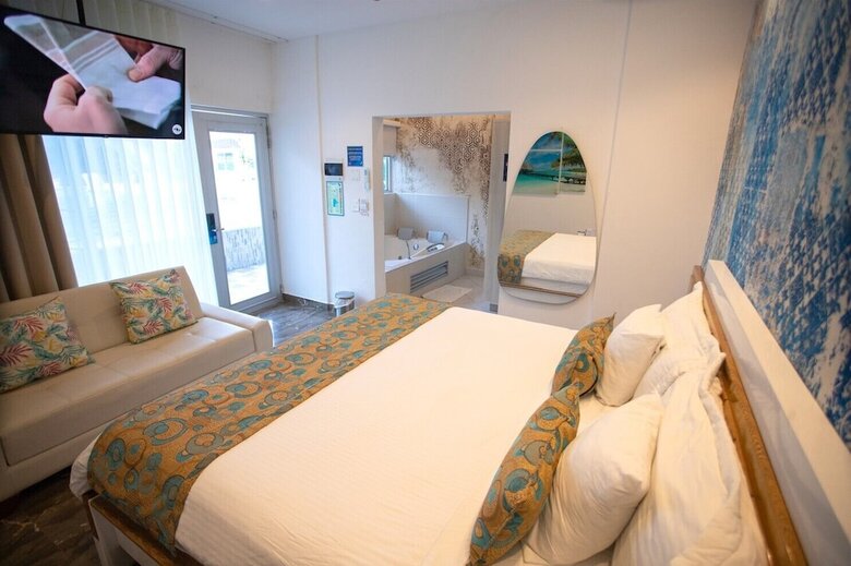 Hotel Poblado Cove�as