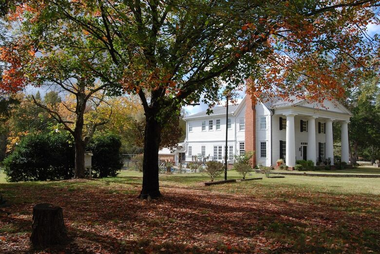 The Colonels B&B And Inn