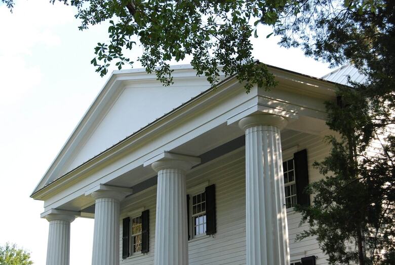 The Colonels B&B And Inn