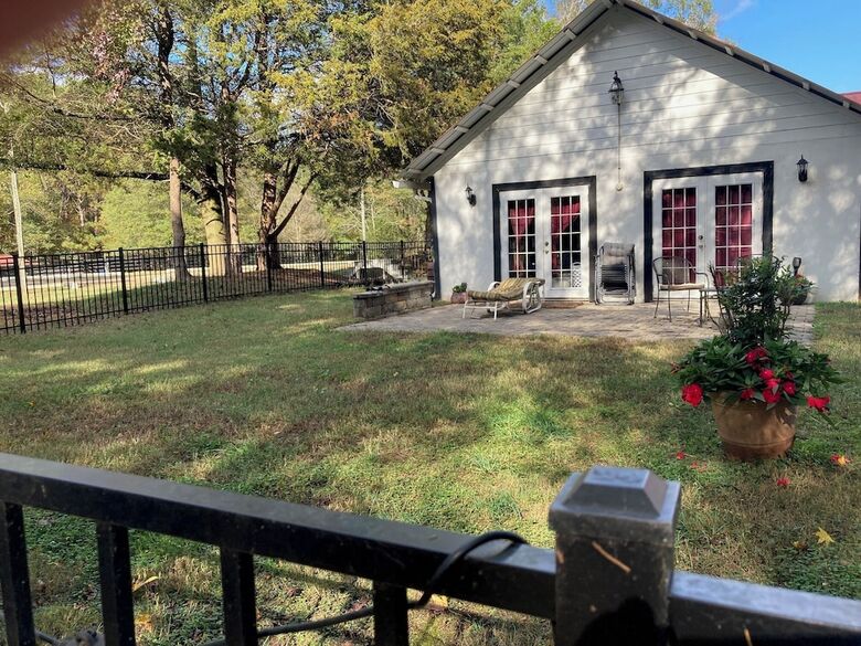 The Colonels B&B And Inn
