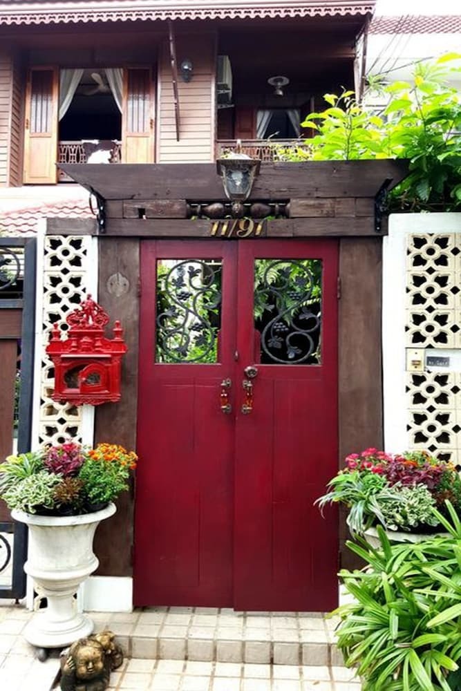 Villa 91 Guesthouse